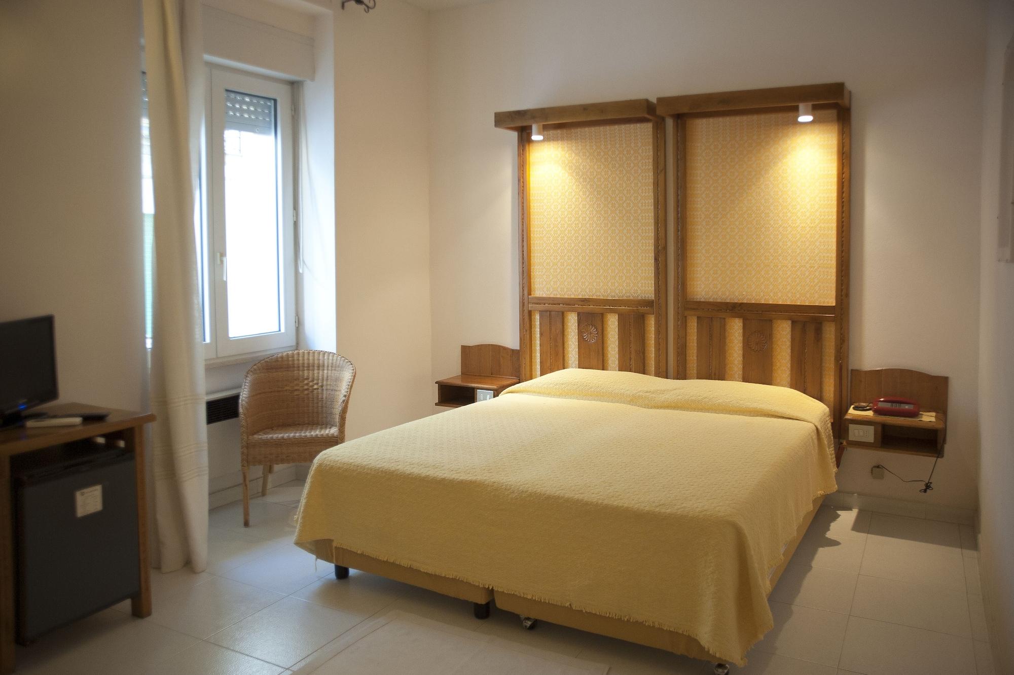 Albergo Miramare Cala Gonone Extérieur photo