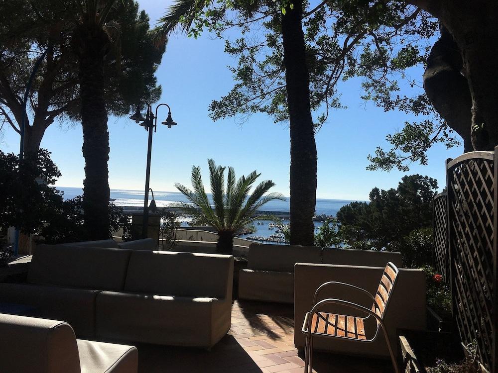 Albergo Miramare Cala Gonone Extérieur photo